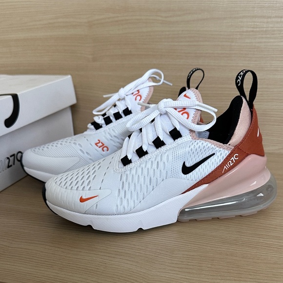 Nike Shoes - Nike Air Max 270 Sneakers Size 6.5